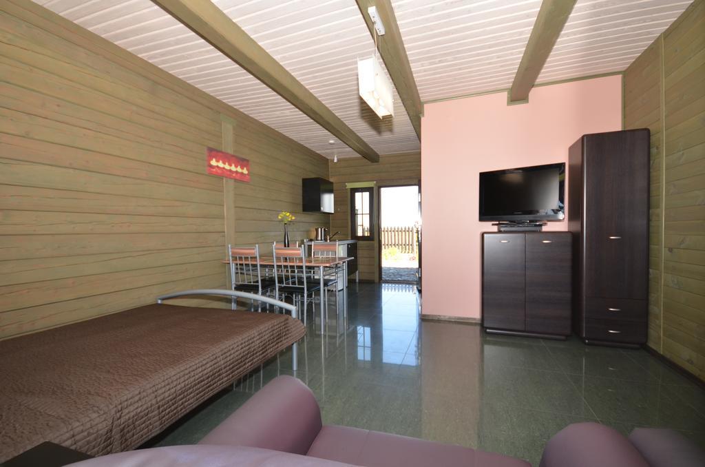 Pod Strzecha Hotel Ujście-Darłowskie Екстериор снимка
