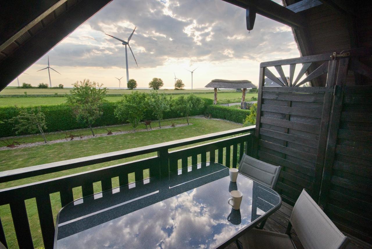 Pod Strzecha Hotel Ujście-Darłowskie Екстериор снимка